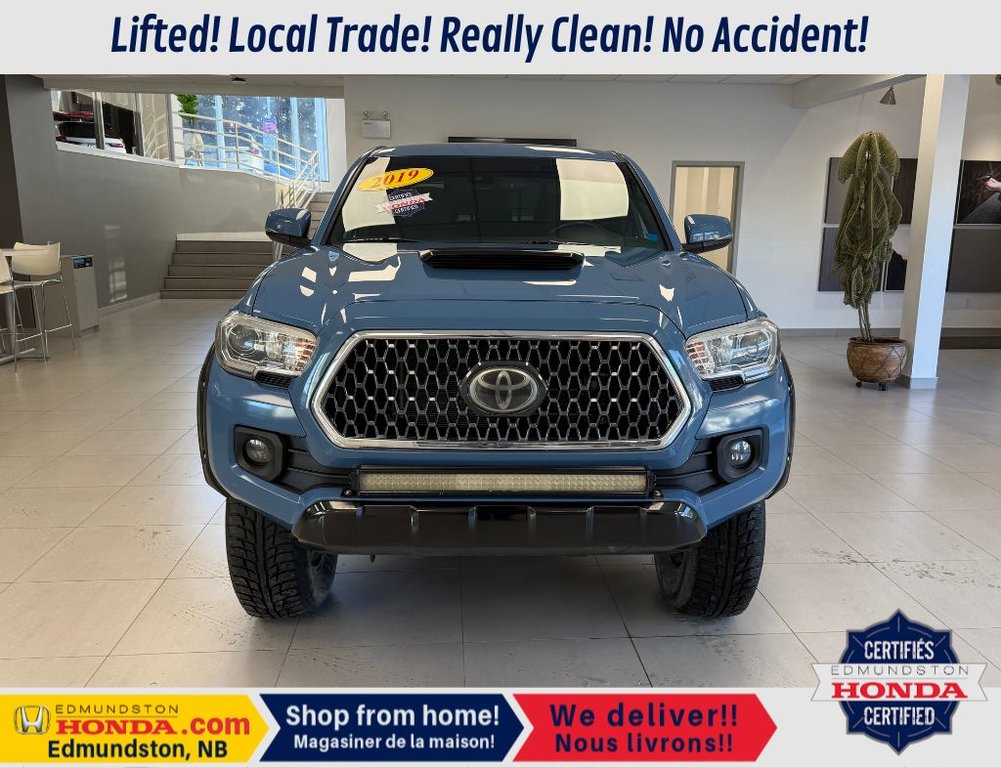 Toyota Tacoma SR5 2019 à Edmundston, Nouveau-Brunswick - 12 - w1024h768px