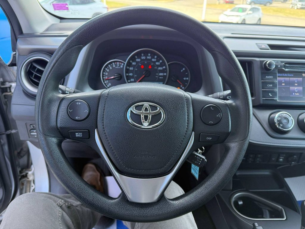2016 Toyota RAV4 LE in Grand Falls, New Brunswick - 13 - w1024h768px
