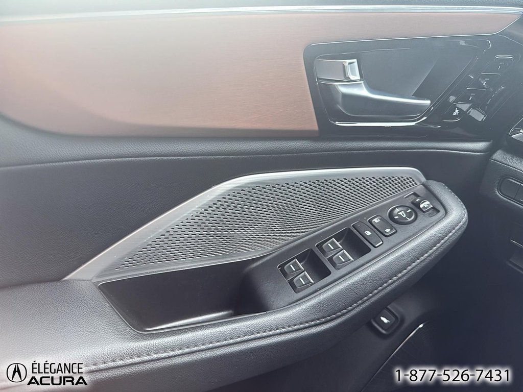 2022 Acura MDX SH-AWD in Granby, Quebec - 15 - w1024h768px