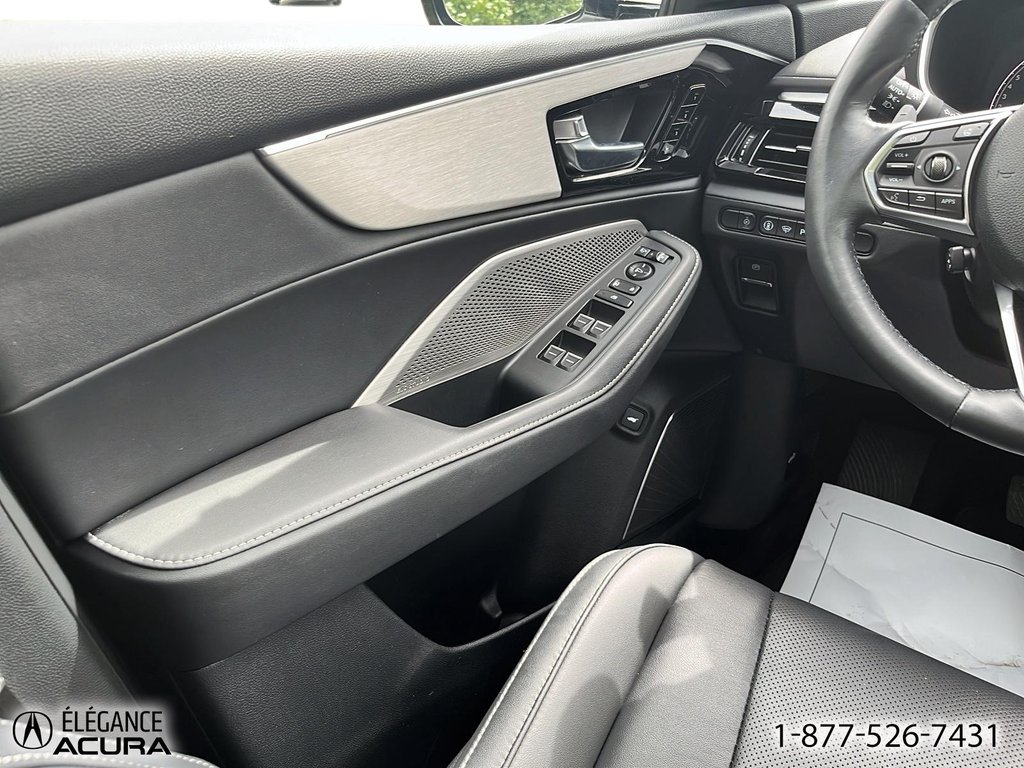 2024 Acura MDX Tech in Granby, Quebec - 17 - w1024h768px