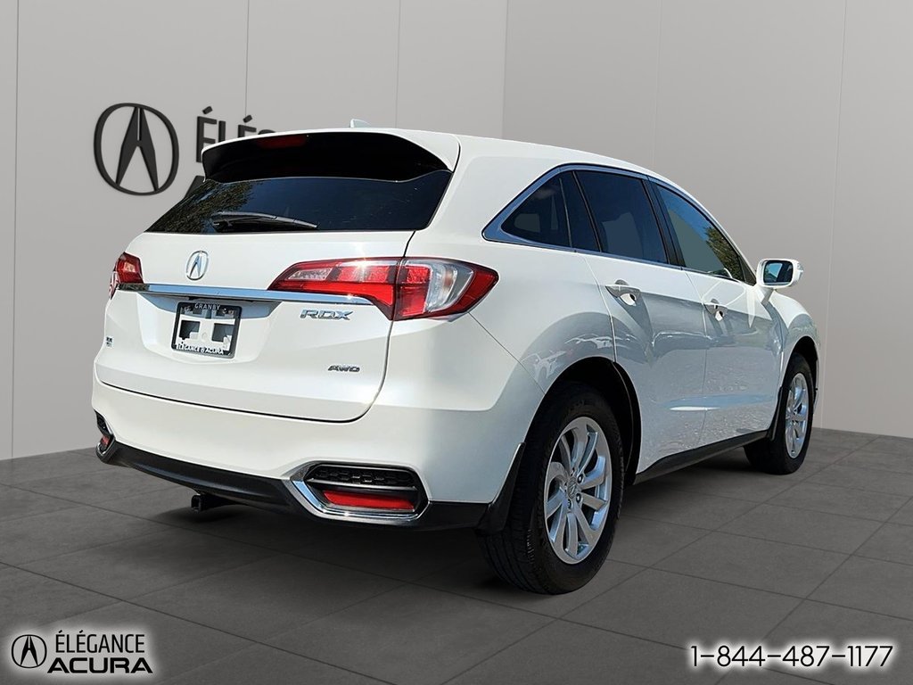 Acura RDX  2017 à Granby, Québec - 5 - w1024h768px