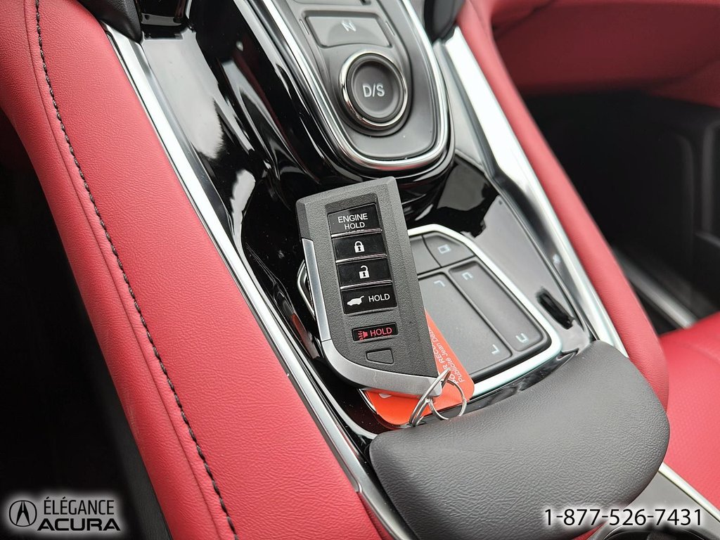 2025 Acura RDX Platinum Elite A-SPEC in Granby, Quebec - 20 - w1024h768px