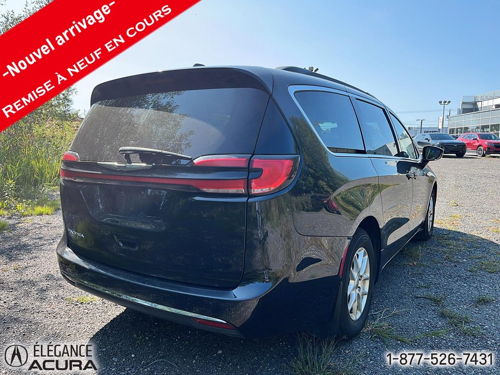 2022 Chrysler Pacifica Touring L in Granby, Quebec - 5 - w1024h768px