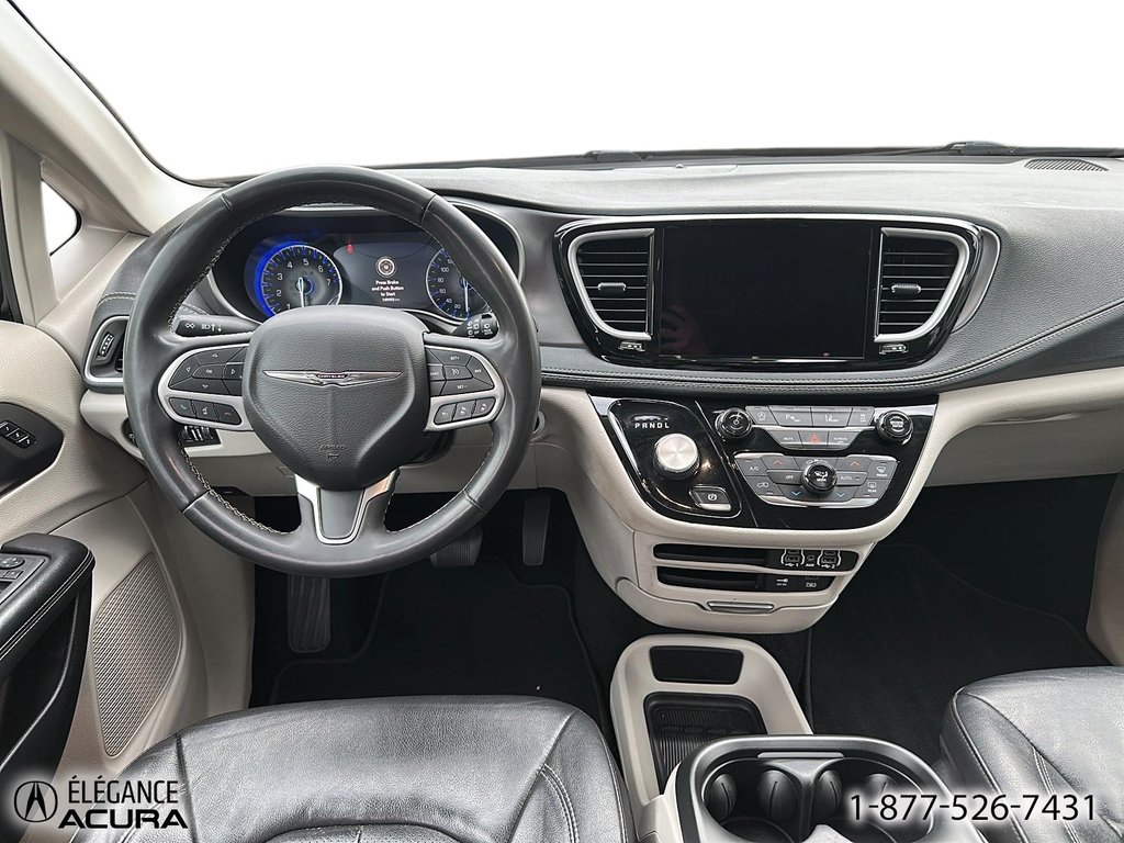 2022 Chrysler Pacifica Touring L in Granby, Quebec - 13 - w1024h768px