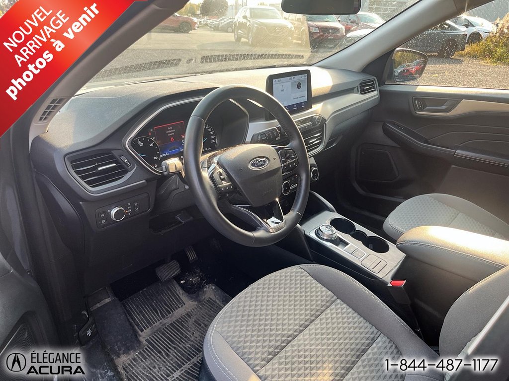 2022  Escape SE Hybrid in Granby, Quebec - 8 - w1024h768px