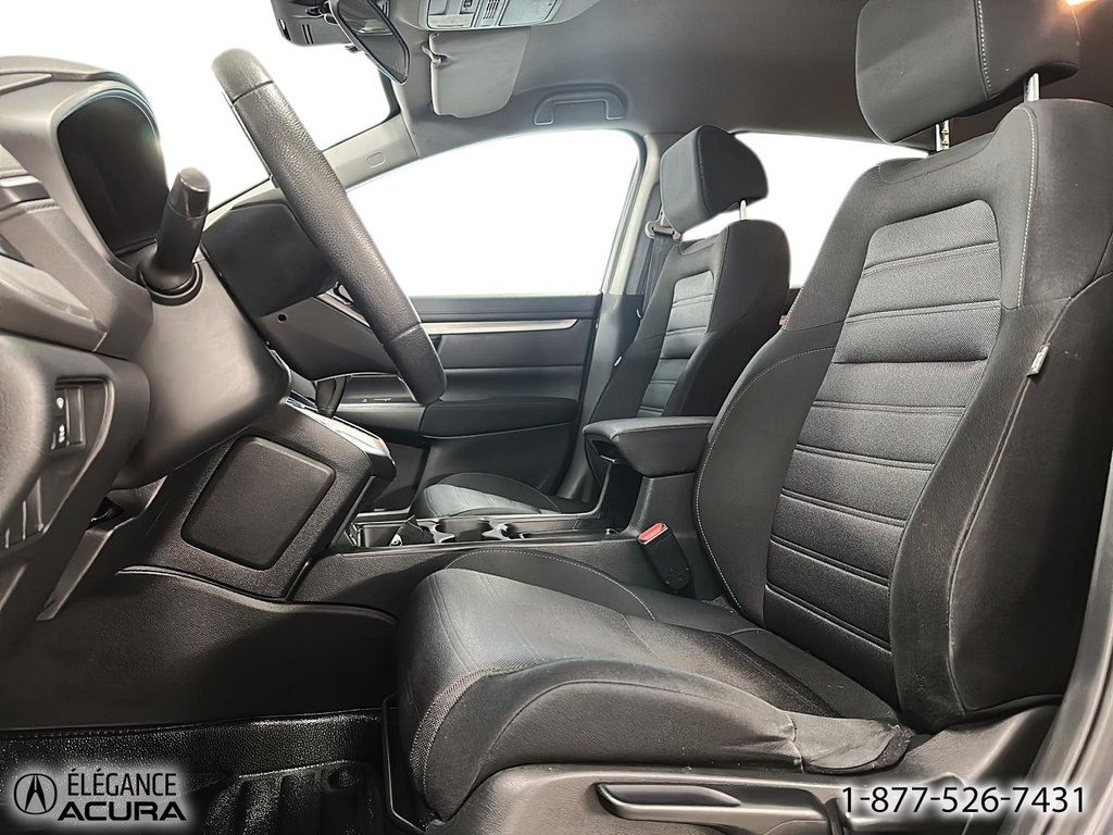 2020 Honda CR-V LX in Granby, Quebec - 10 - w1024h768px