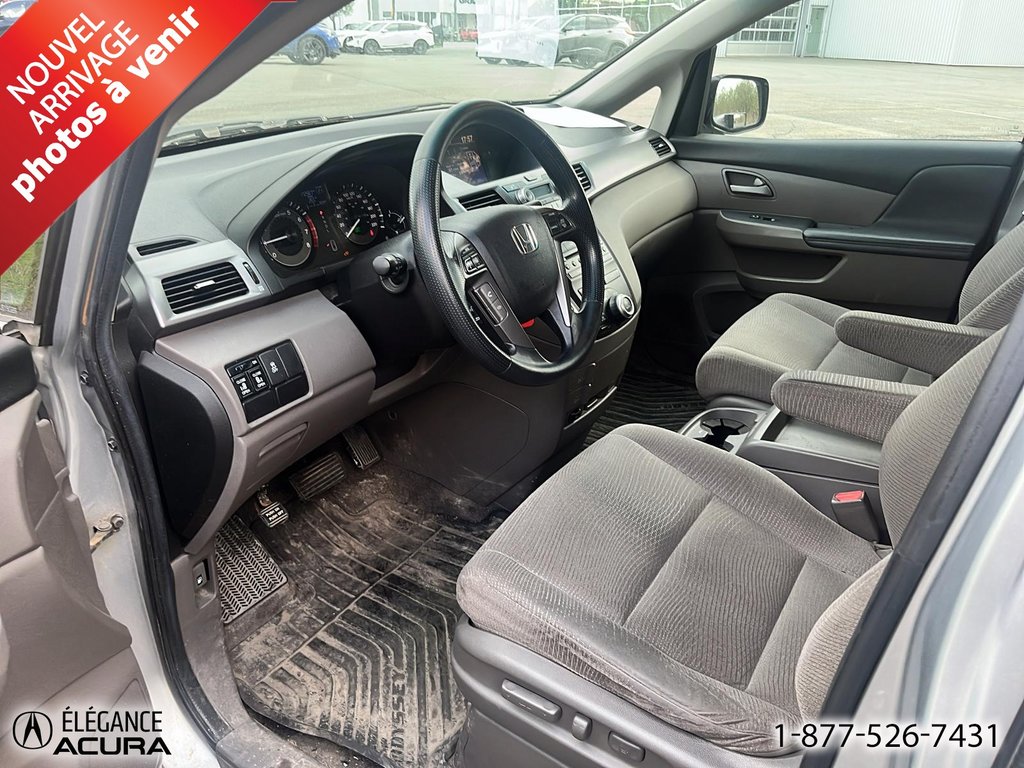 2011 Honda Odyssey EX in Granby, Quebec - 8 - w1024h768px