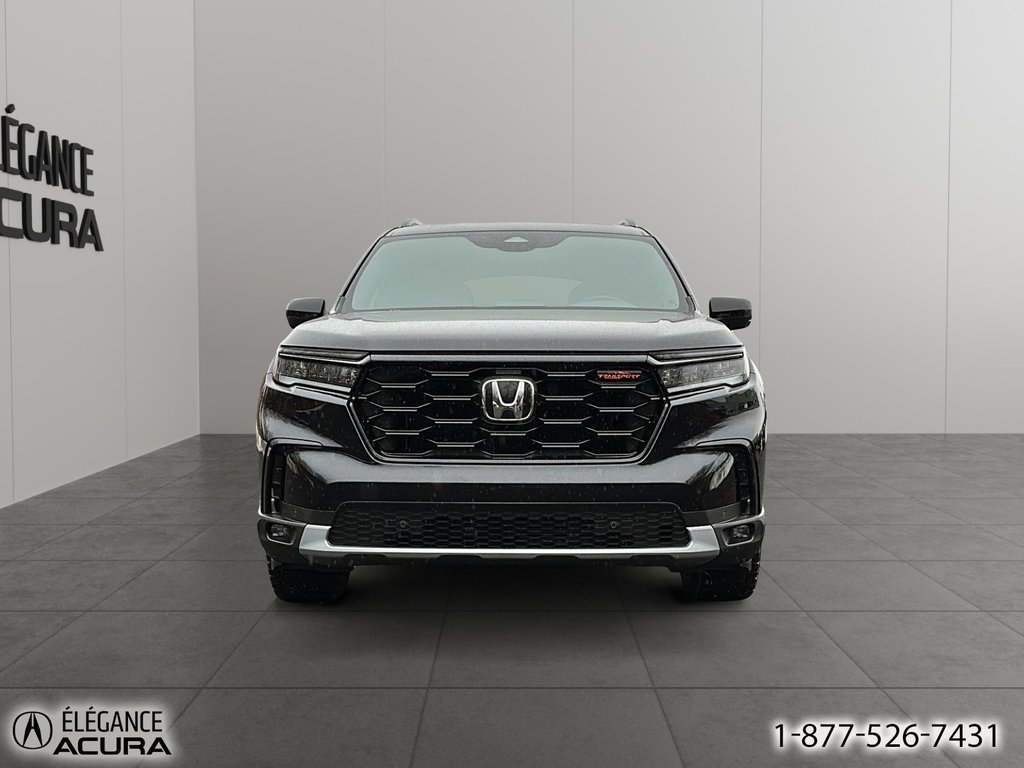 2023 Honda Pilot TrailSport in Granby, Quebec - 2 - w1024h768px