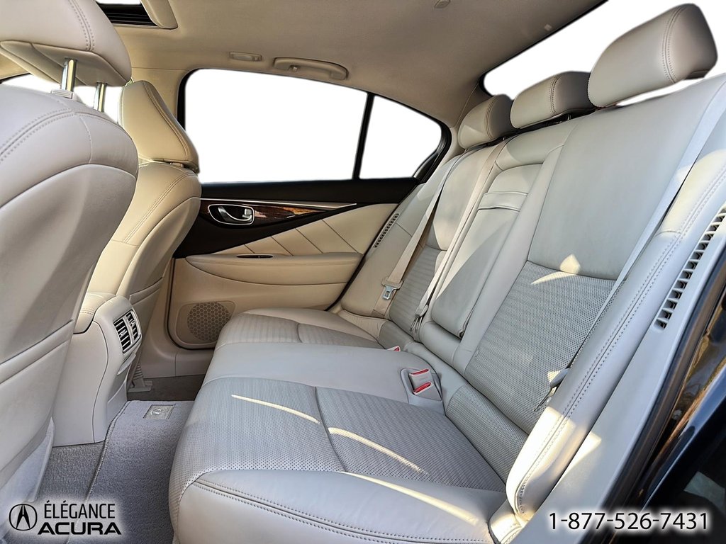 2014 Infiniti Q50 Hybrid in Granby, Quebec - 12 - w1024h768px