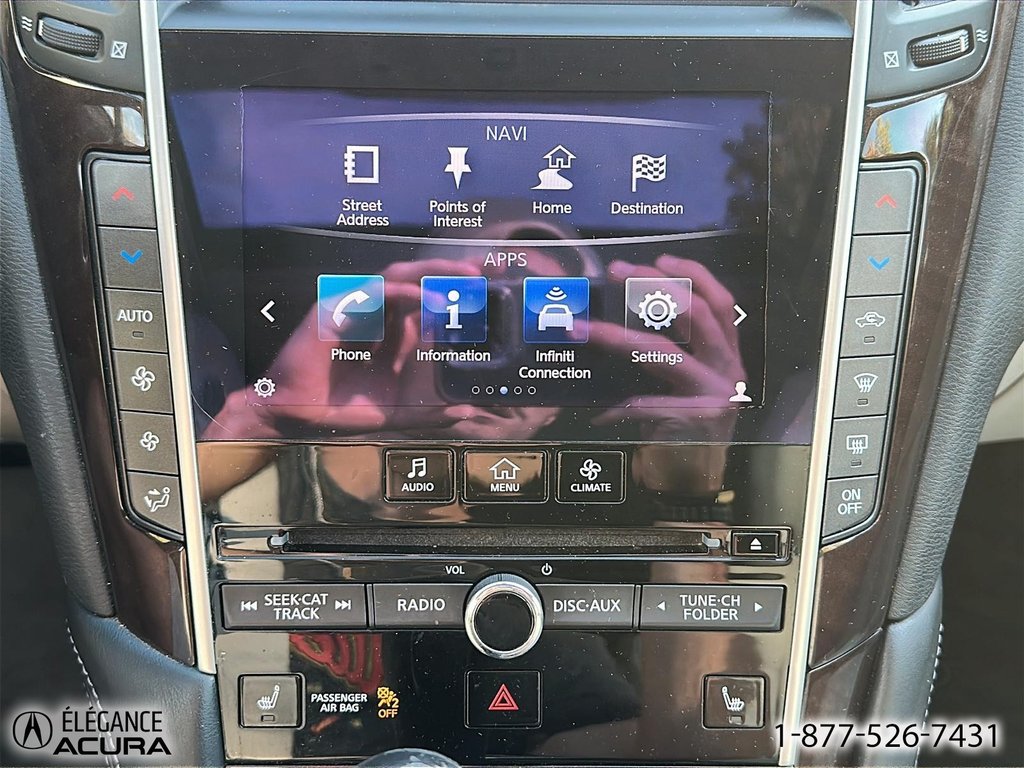 2014 Infiniti Q50 Hybrid in Granby, Quebec - 16 - w1024h768px