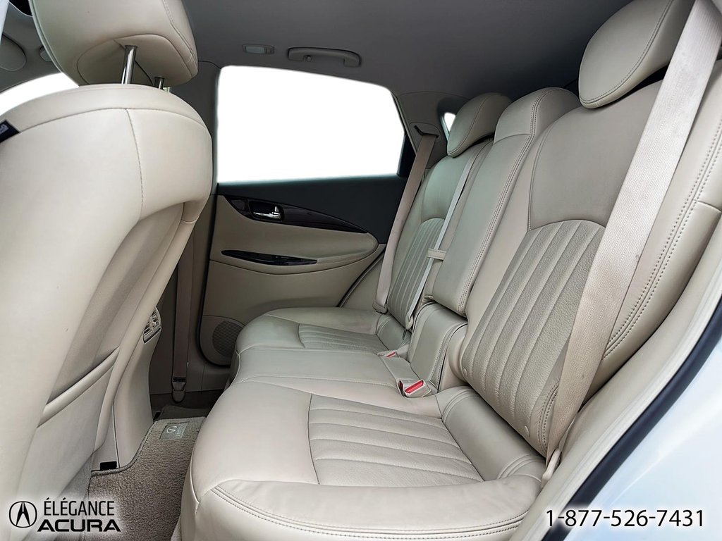2015 Infiniti QX50 in Granby, Quebec - 12 - w1024h768px