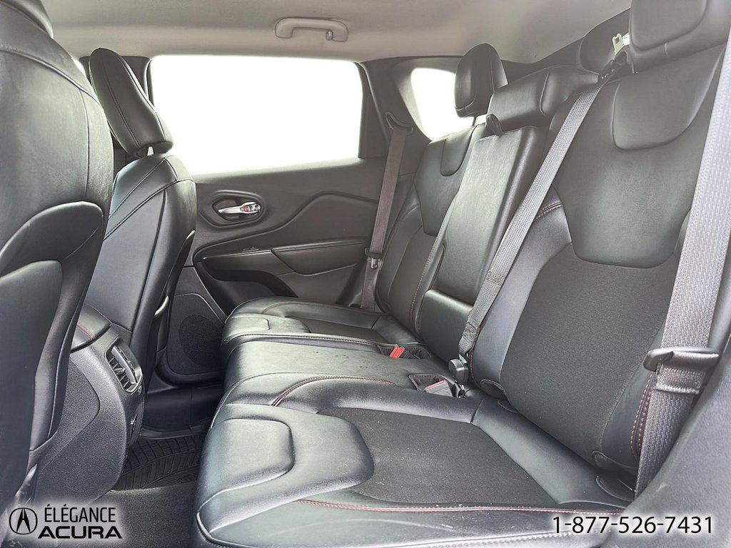 2022 Jeep Cherokee in Granby, Quebec - 12 - w1024h768px