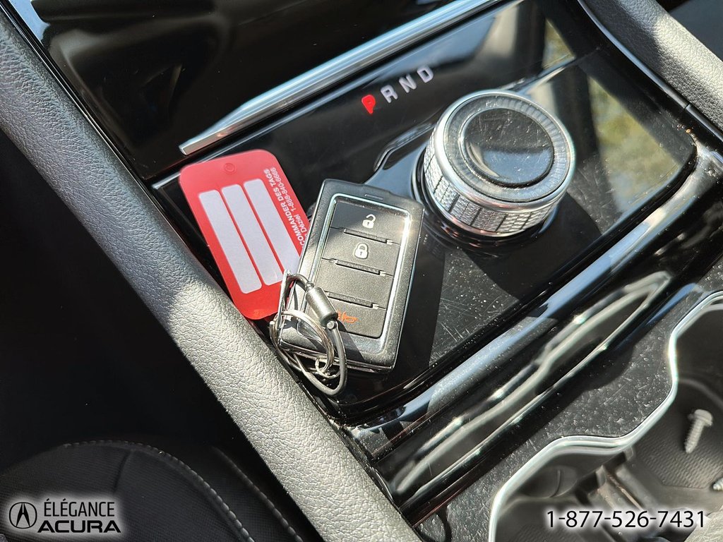 2023 Jeep Grand Cherokee L Laredo in Granby, Quebec - 20 - w1024h768px