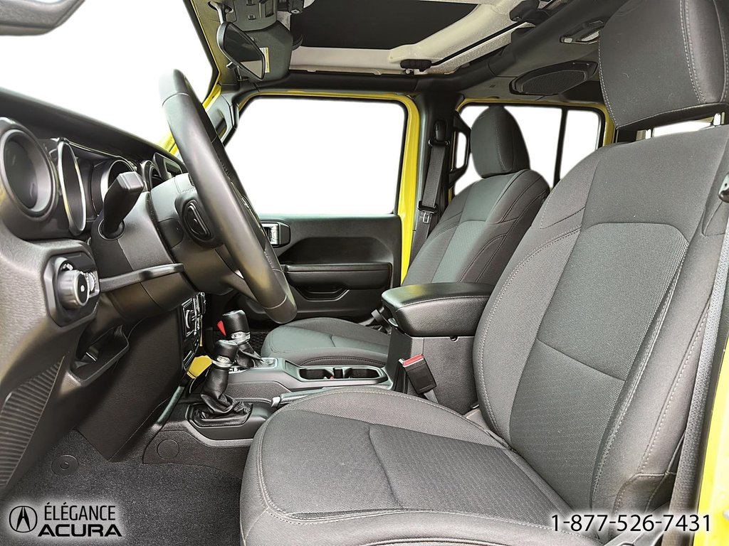 2022 Jeep Wrangler Unlimited Sport Altitude in Granby, Quebec - 11 - w1024h768px