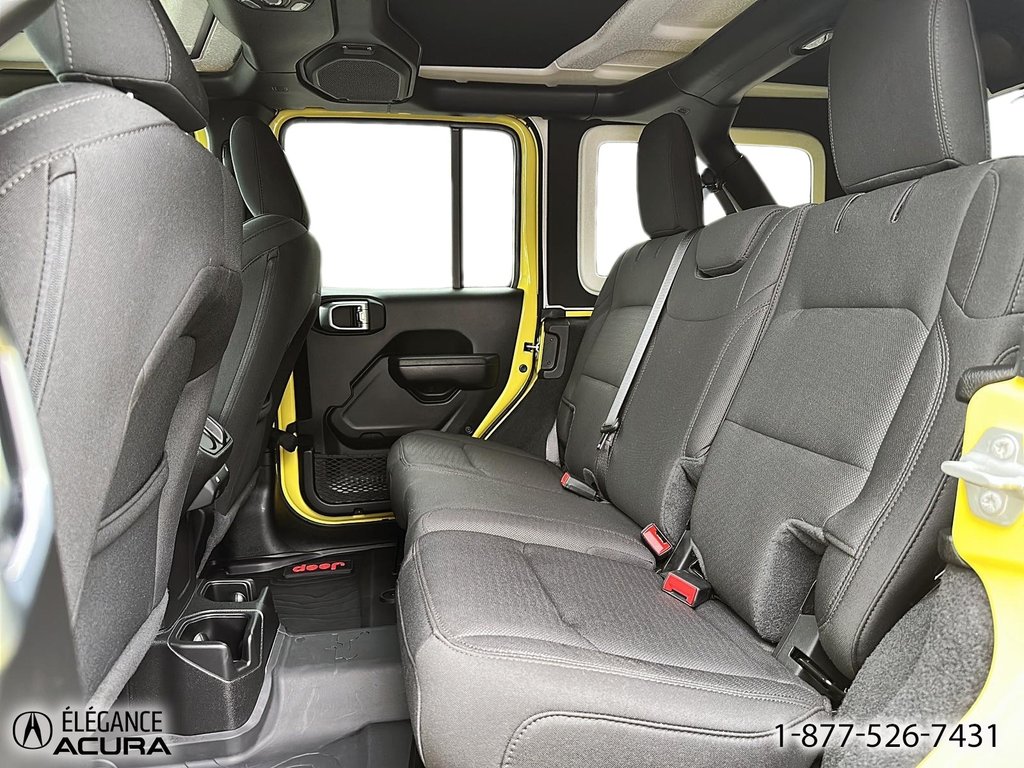 2022 Jeep Wrangler Unlimited Sport Altitude in Granby, Quebec - 12 - w1024h768px