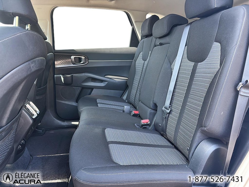 2023 Kia Sorento in Granby, Quebec - 12 - w1024h768px