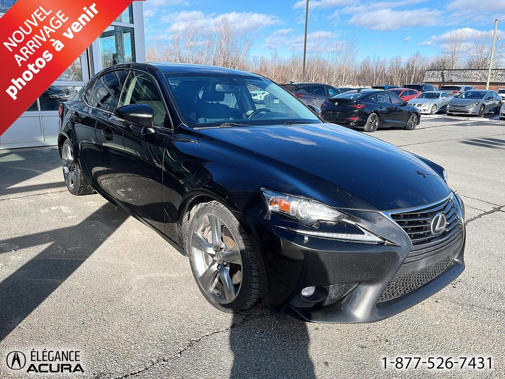 2015 Lexus IS 350 in Granby, Quebec - 2 - w1024h768px