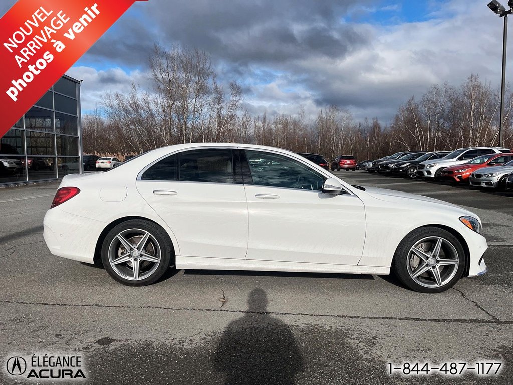 2015  C-Class C 400 in Granby, Quebec - 4 - w1024h768px