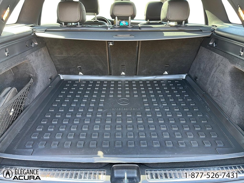 2020 Mercedes-Benz GLC 300 in Granby, Quebec - 9 - w1024h768px