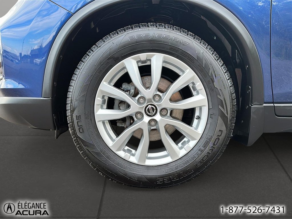2020 Nissan Rogue in Granby, Quebec - 10 - w1024h768px