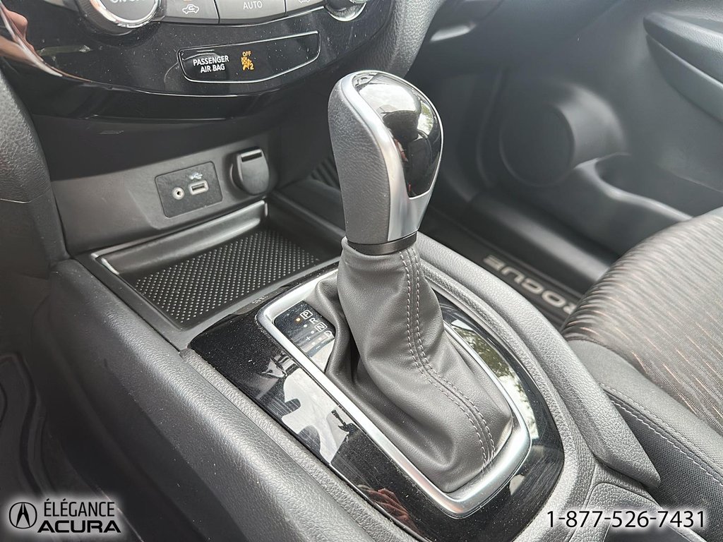2020 Nissan Rogue in Granby, Quebec - 18 - w1024h768px