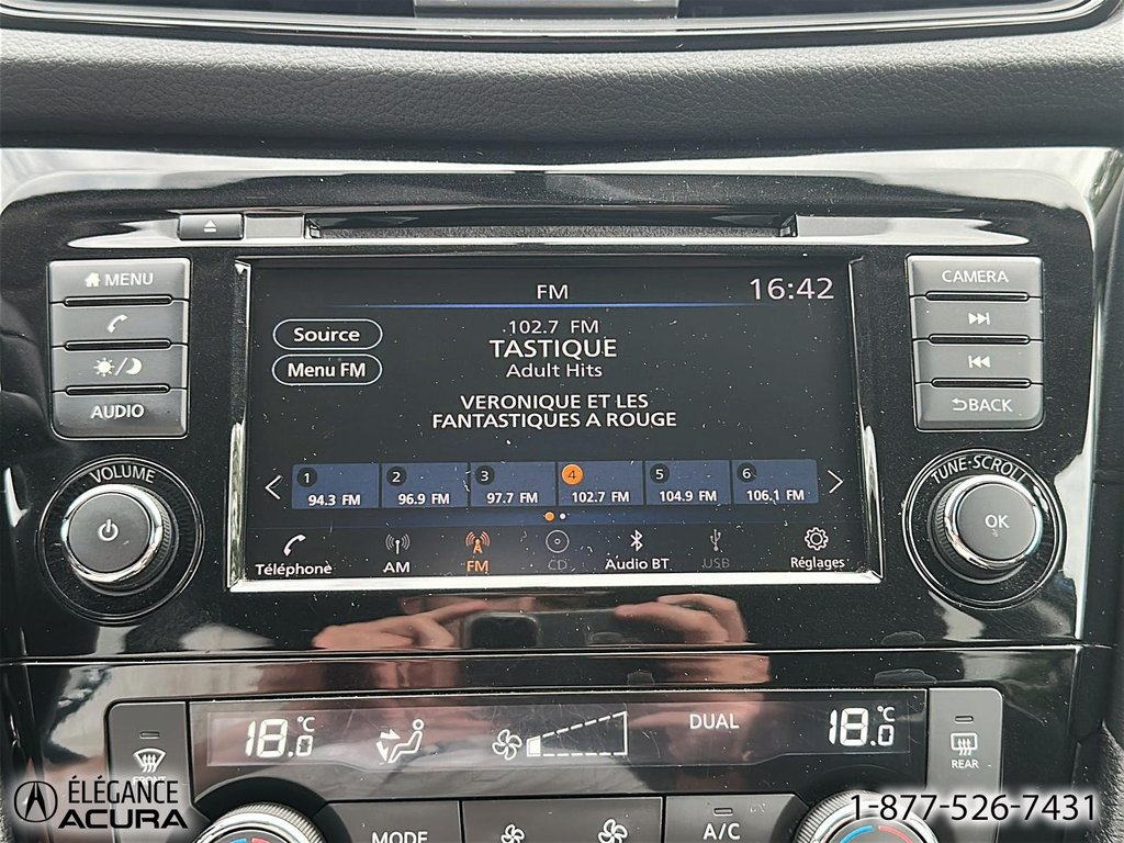 2020 Nissan Rogue in Granby, Quebec - 23 - w1024h768px