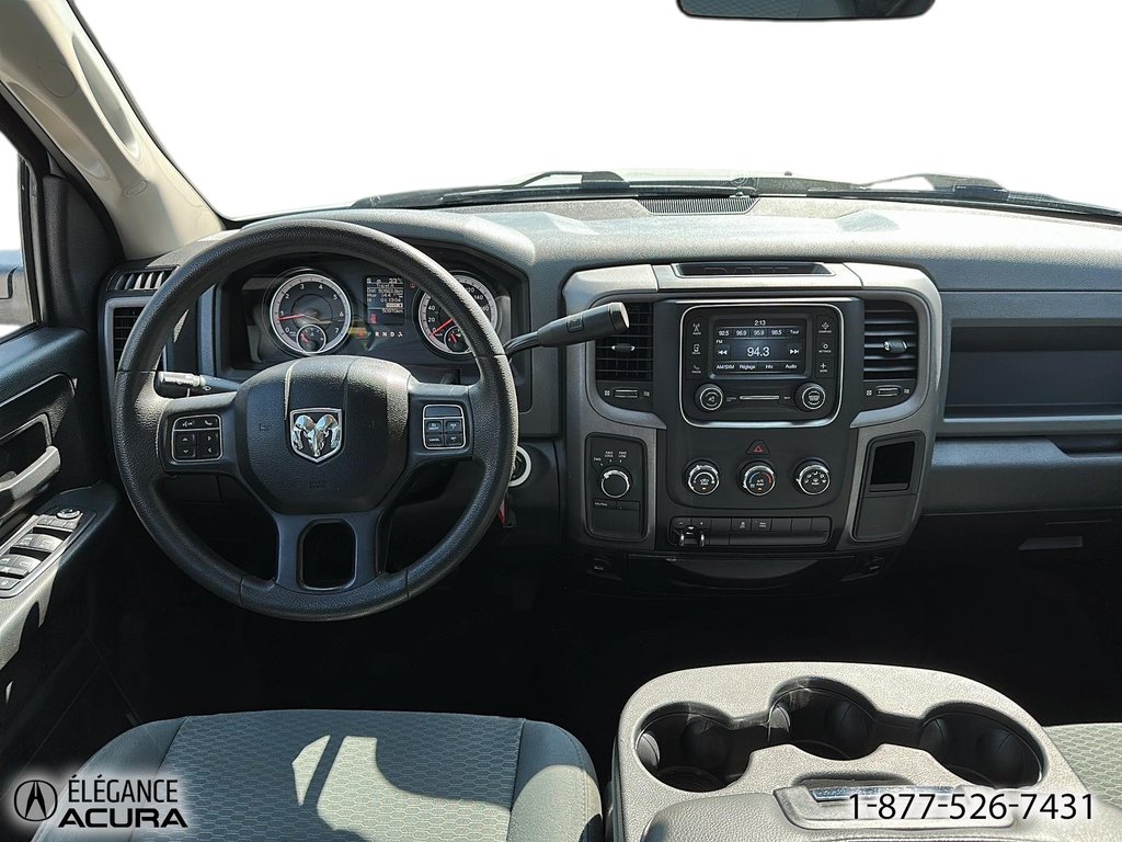 Ram 1500 Classic  2019 à Granby, Québec - 13 - w1024h768px