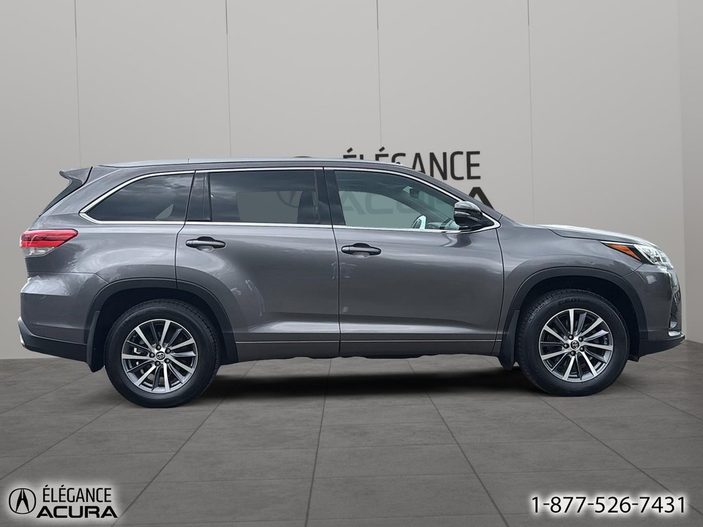2018 Toyota Highlander XLE in Granby, Quebec - 4 - w1024h768px