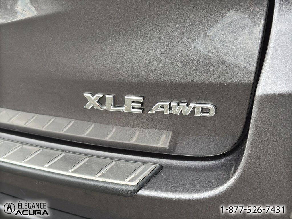 2018 Toyota Highlander XLE in Granby, Quebec - 19 - w1024h768px