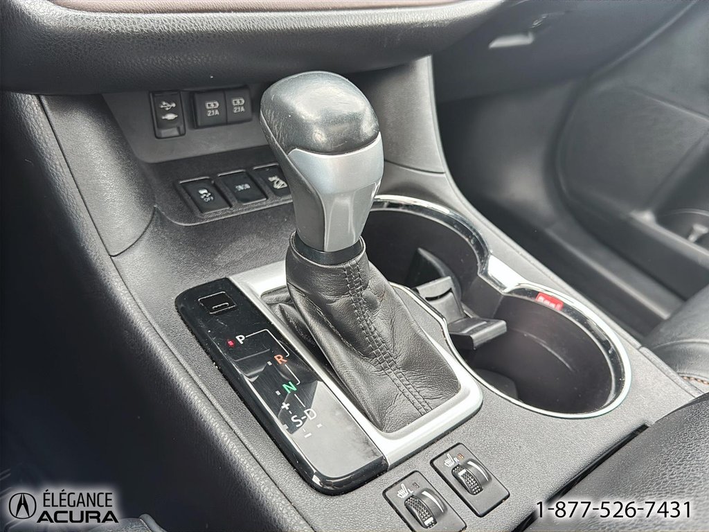 2018 Toyota Highlander XLE in Granby, Quebec - 18 - w1024h768px
