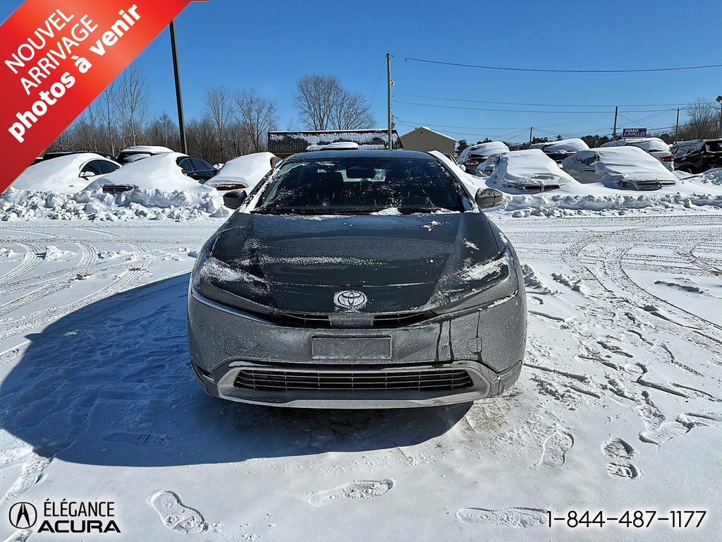 2023 Toyota PRIUS PRIME SE in Granby, Quebec - 2 - w1024h768px