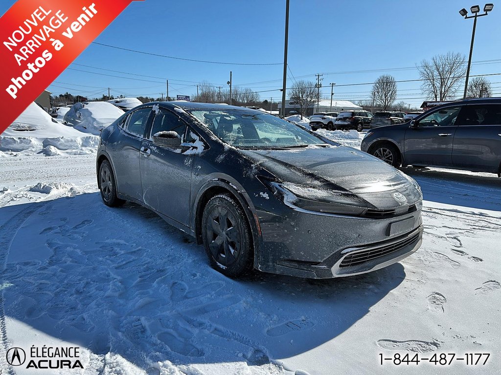 2023 Toyota PRIUS PRIME SE in Granby, Quebec - 3 - w1024h768px