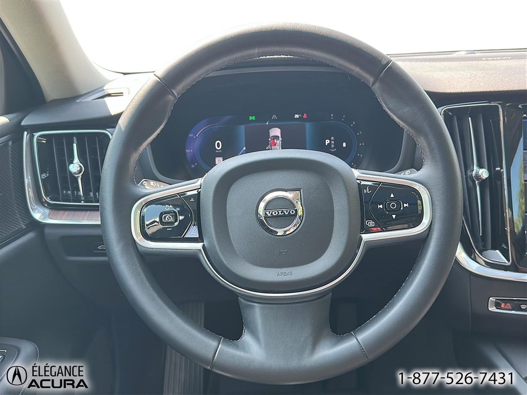 2023 Volvo V60 in Granby, Quebec - 15 - w1024h768px