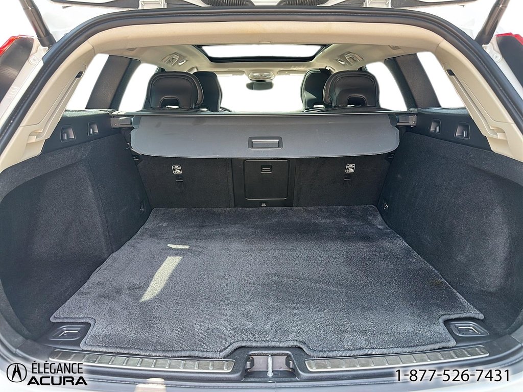 2023 Volvo V60 in Granby, Quebec - 9 - w1024h768px