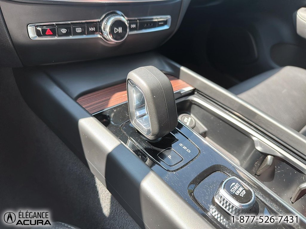 2023 Volvo V60 in Granby, Quebec - 18 - w1024h768px