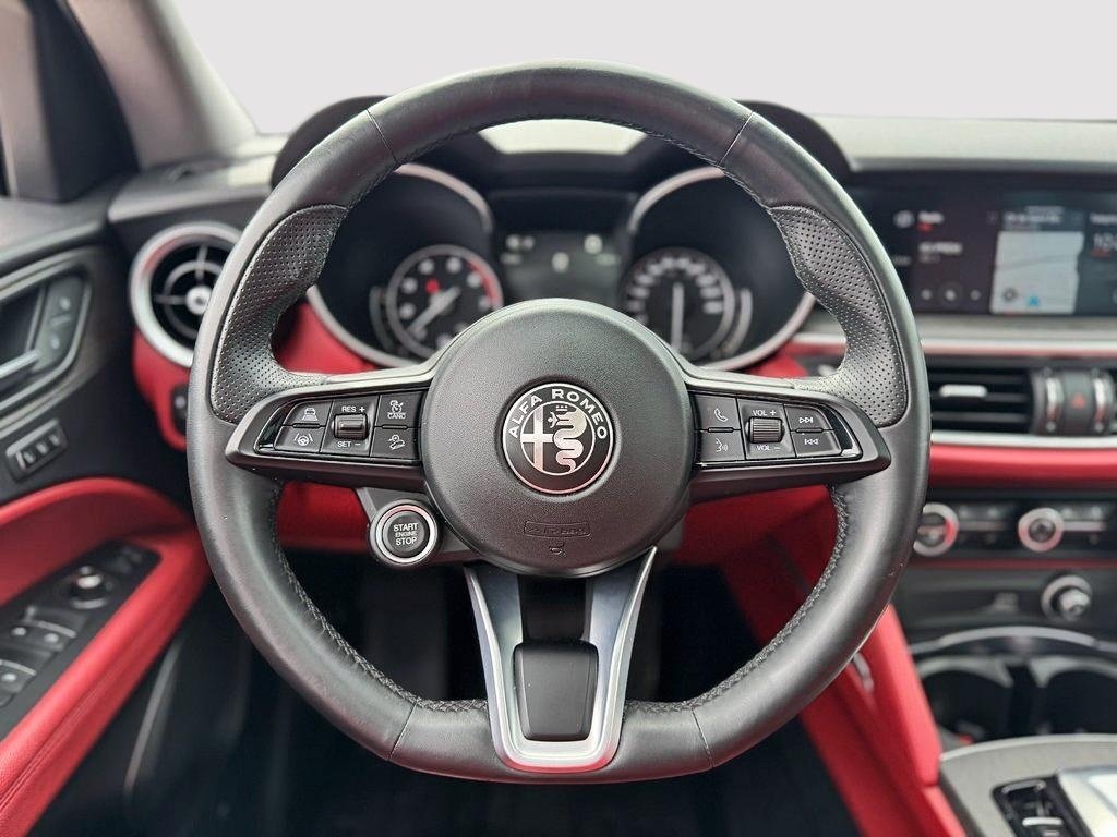 Alfa Romeo Stelvio Sport AWD 2021 à Sherbrooke, Québec - 13 - w1024h768px