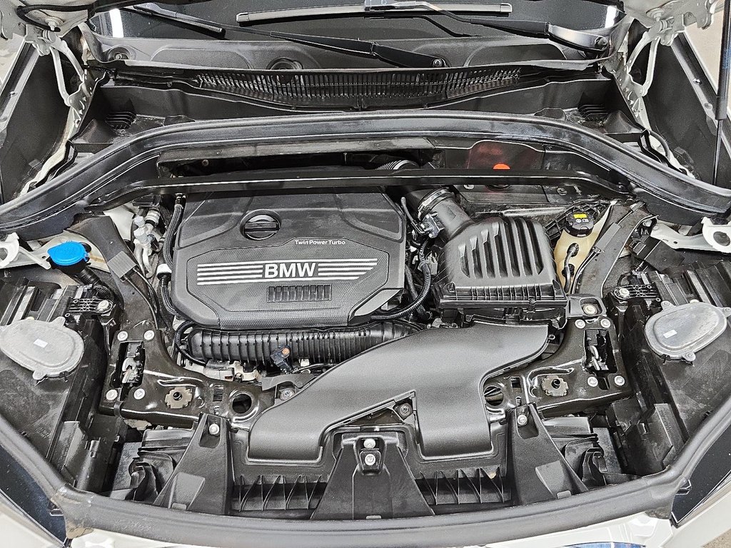 BMW X1 XDRIVE28i // CUIR // TOIT PANORAMIQUE 2020 à Sherbrooke, Québec - 8 - w1024h768px