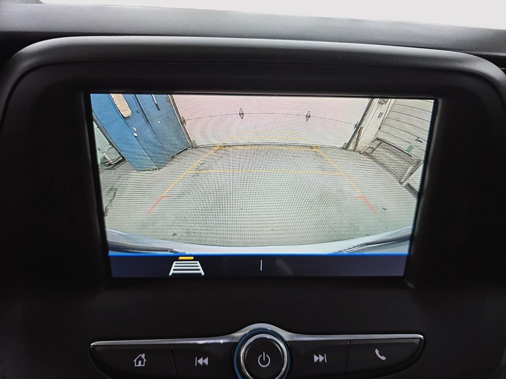 2019 Chevrolet Camaro CAMARO // 1LT // 4 CYLINDRES in Sherbrooke, Quebec - 16 - w1024h768px