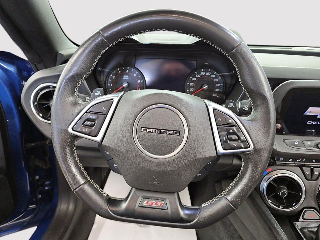 2019 Chevrolet Camaro 1SS // CONVERTIBLE // DÉCAPOTABLE in Sherbrooke, Quebec - 12 - w1024h768px
