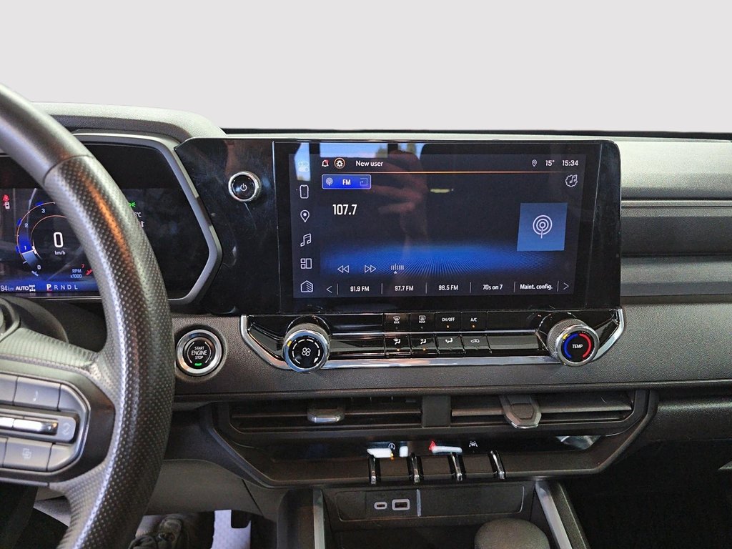 2023 Chevrolet Colorado WT 4WD CrewCab in Sherbrooke, Quebec - 18 - w1024h768px