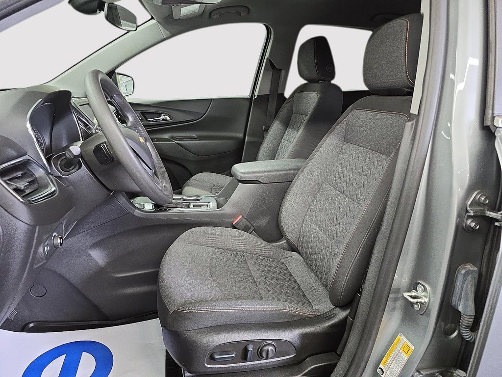 Chevrolet Equinox LT AWD 2023 à Sherbrooke, Québec - 9 - w1024h768px