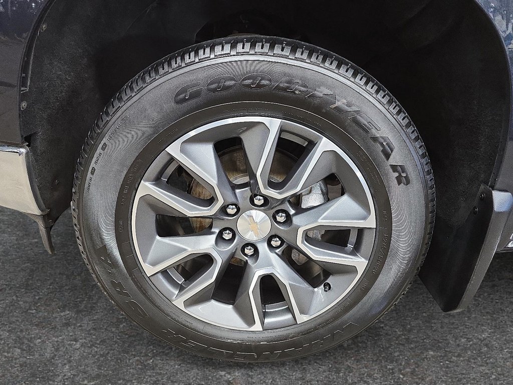 Chevrolet Silverado 1500 LT CREW CAB 4X4 // BOITE LONGUE 2023 à Sherbrooke, Québec - 6 - w1024h768px