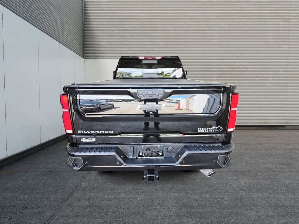 2024 Chevrolet Silverado 2500HD High Country in Sherbrooke, Quebec - 3 - w1024h768px