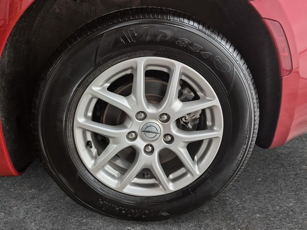 2024 Chrysler Grand Caravan SXT STOW AND GO // ENSEMBLE SÉCURITÉ in Sherbrooke, Quebec - 7 - w1024h768px