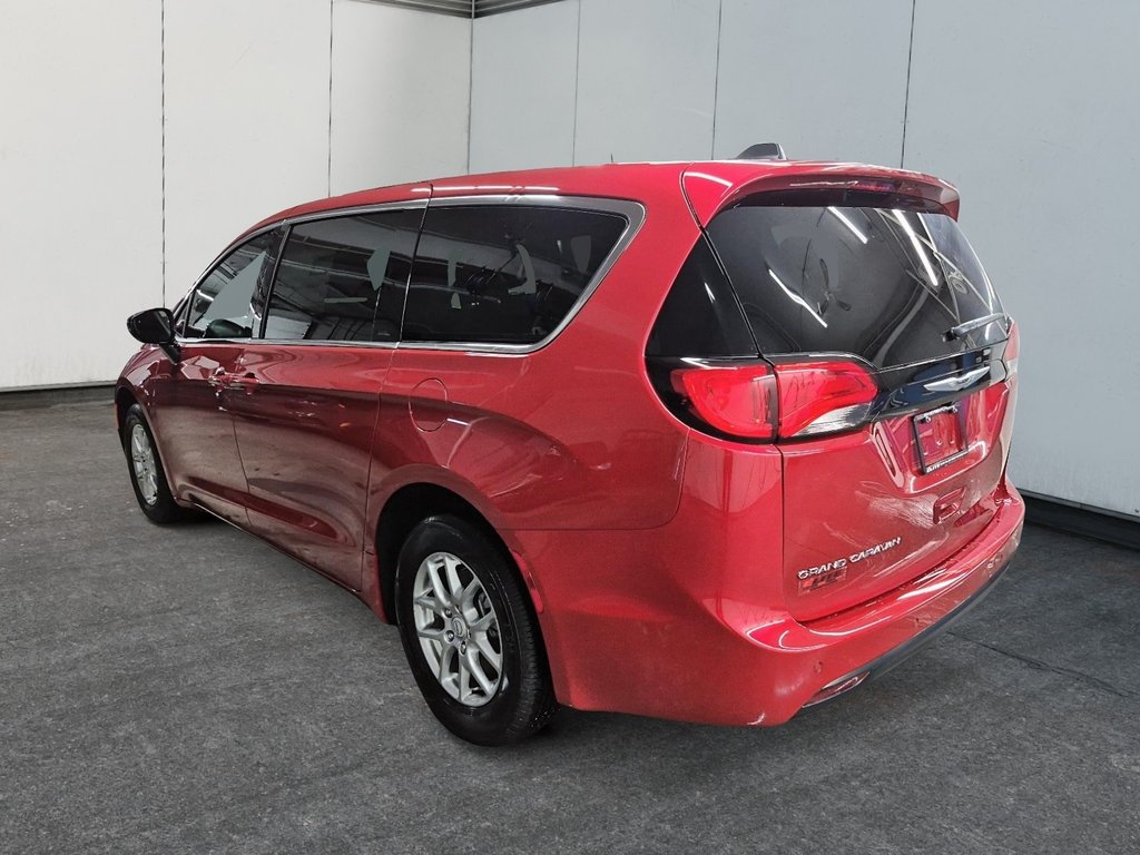 2026 Chrysler Grand Caravan SXT in St-Jean-Sur-Richelieu, Quebec - 4 - w1024h768px