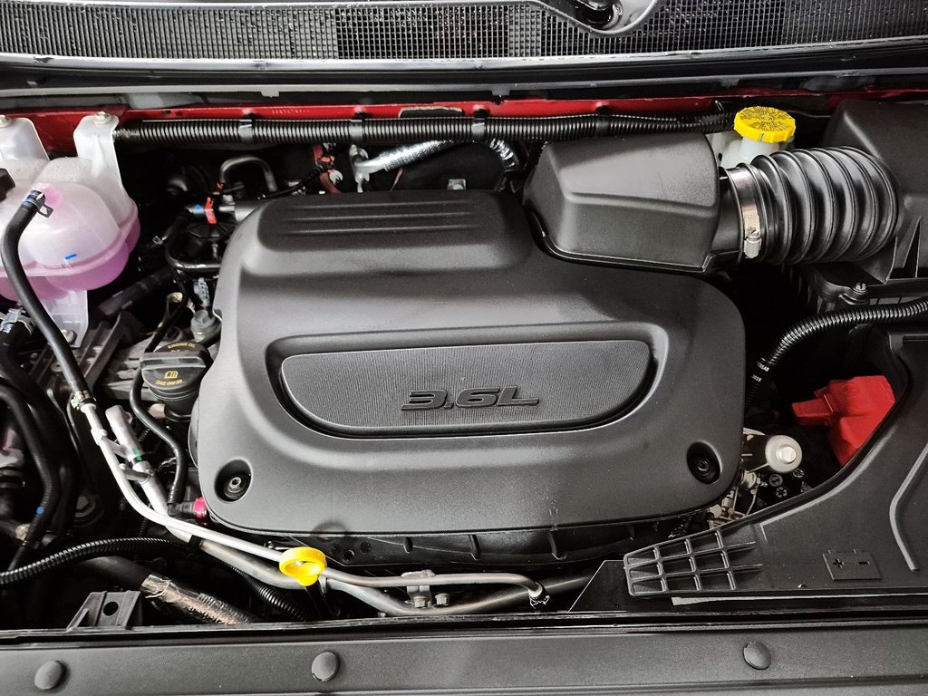 2026 Chrysler Grand Caravan SXT in St-Jean-Sur-Richelieu, Quebec - 8 - w1024h768px