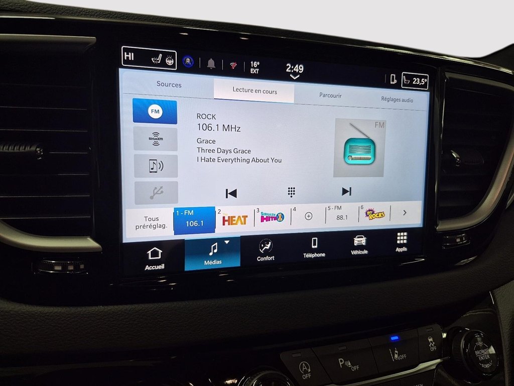 2026 Chrysler Grand Caravan SXT in St-Jean-Sur-Richelieu, Quebec - 17 - w1024h768px