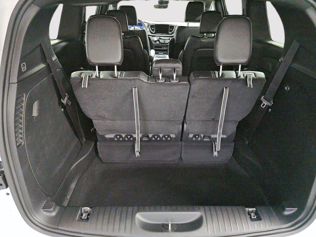 Chrysler Grand Caravan SXT 2027 à St-Jean-Sur-Richelieu, Québec - 6 - w1024h768px