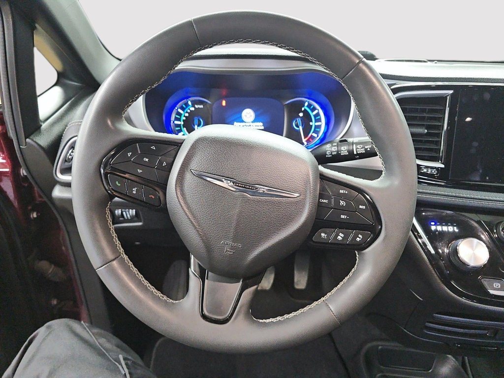 Chrysler Pacifica Hybrid TOURING L // PHEV // PACIFICA 2022 à Sherbrooke, Québec - 12 - w1024h768px