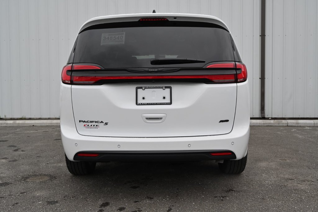 2023  Pacifica TOURING L in Sherbrooke, Quebec - 10 - w1024h768px